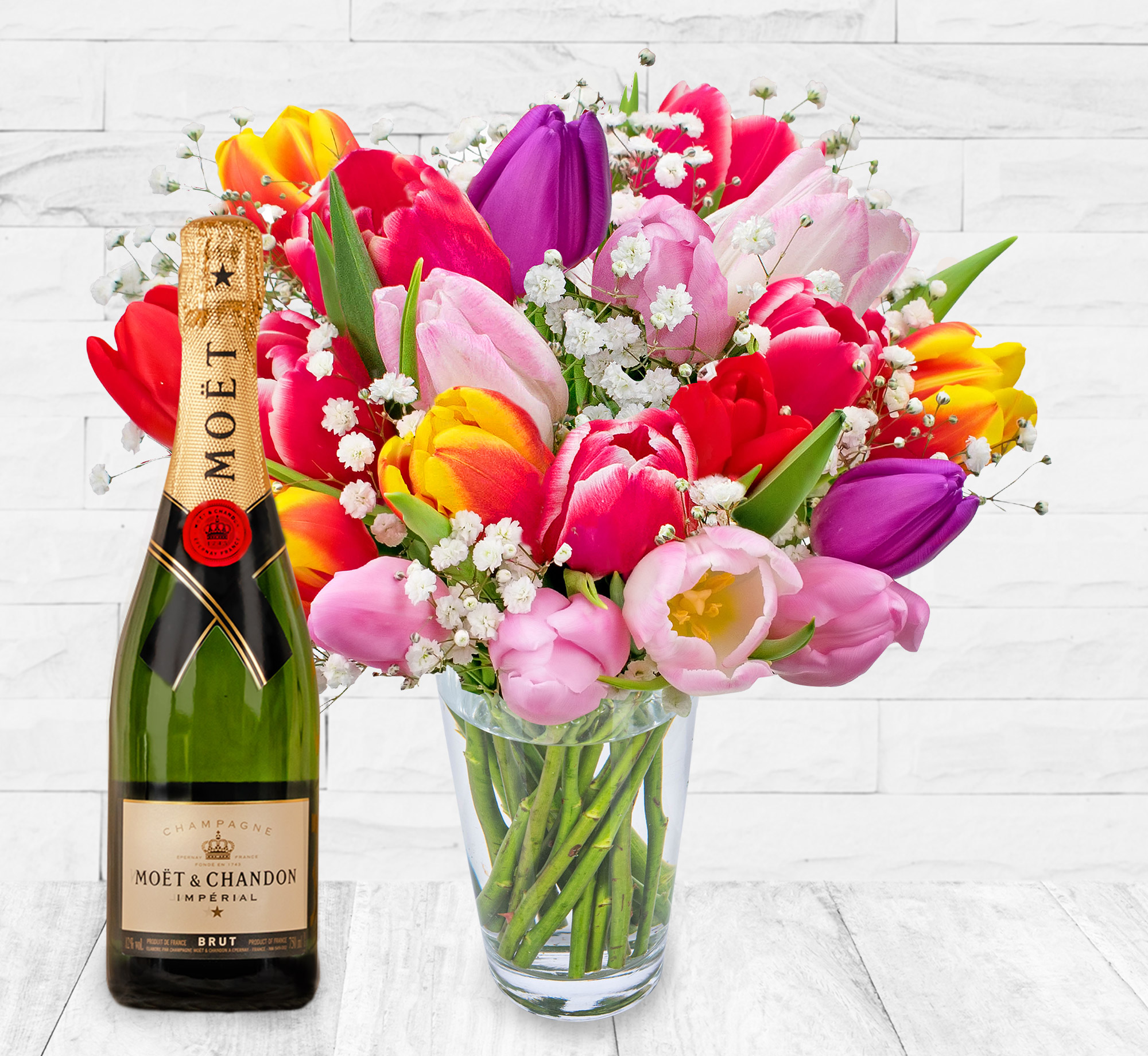 Tulip Delights & Moet 75