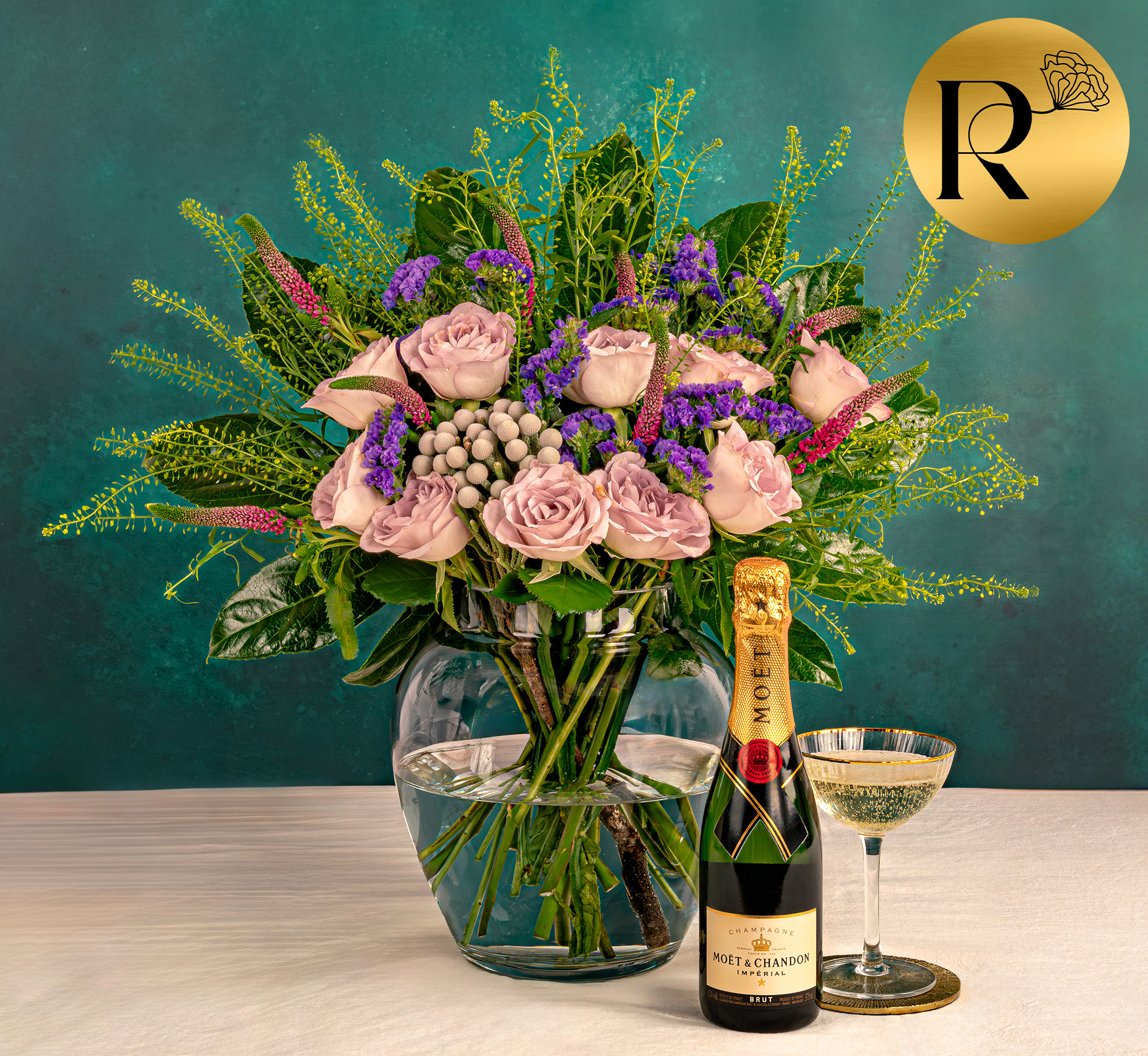 Antoinette & Moet 37.5