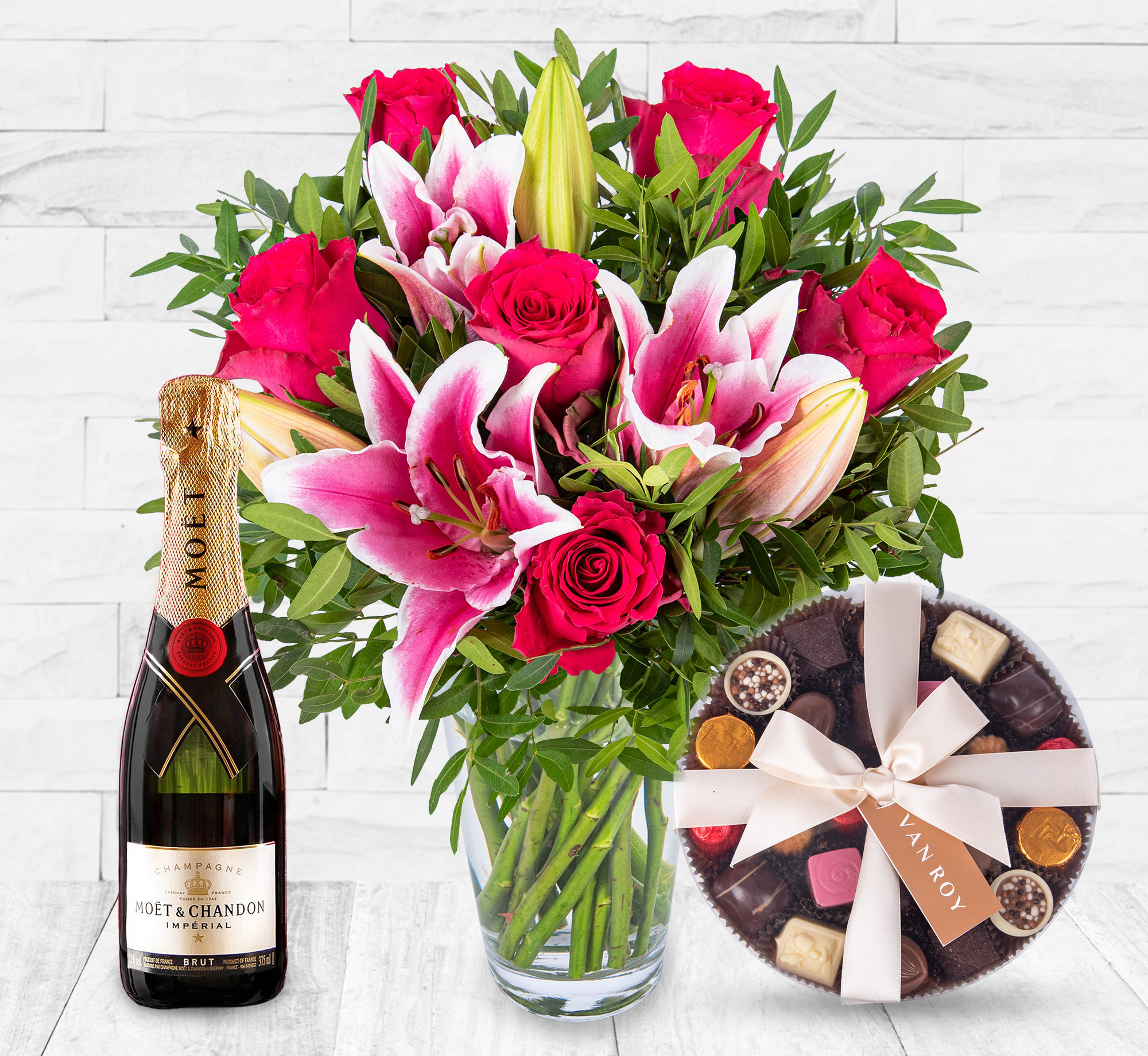 Roses and Lilies Elegance Gift