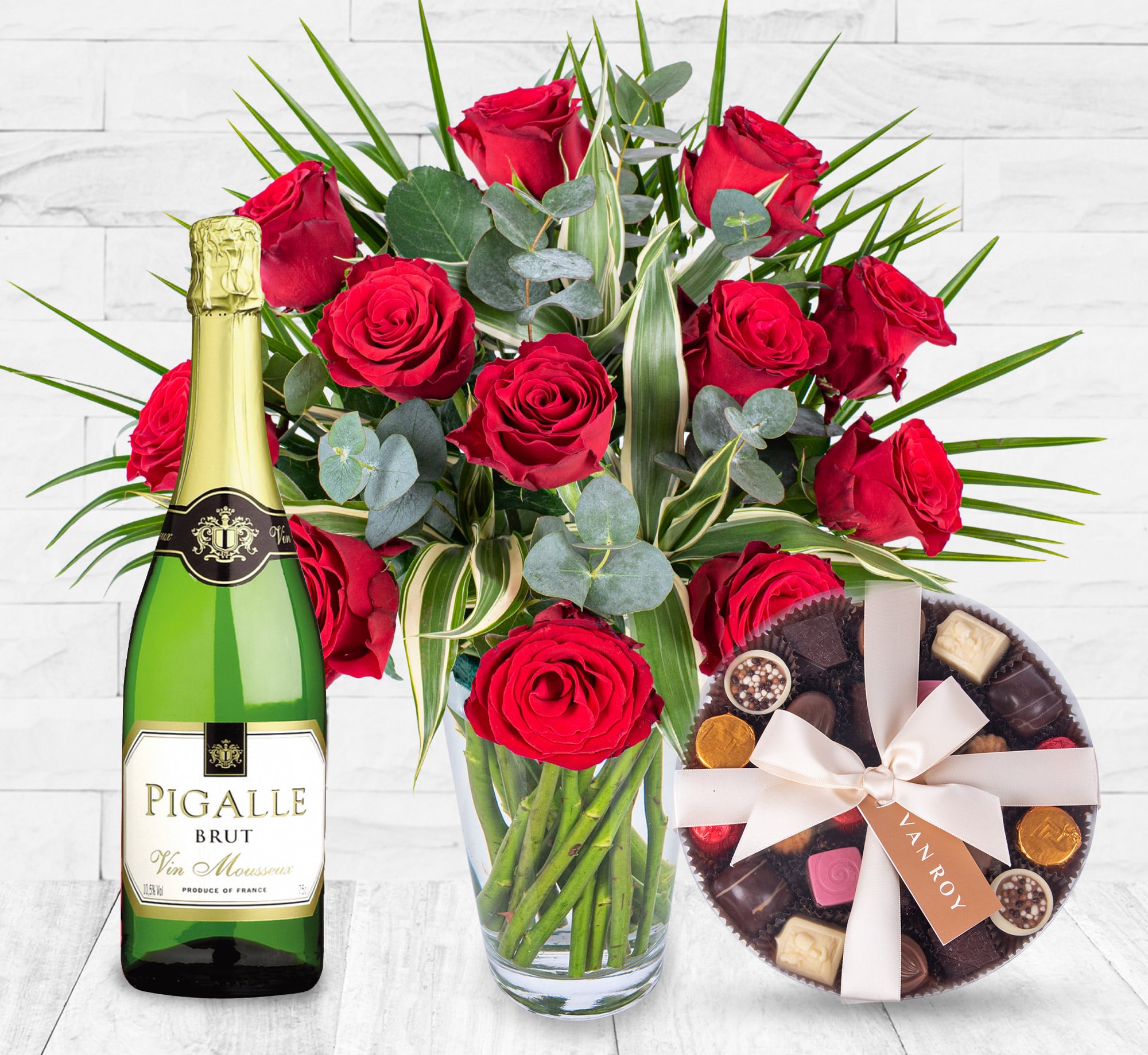 12 Red Roses Luxury Gift