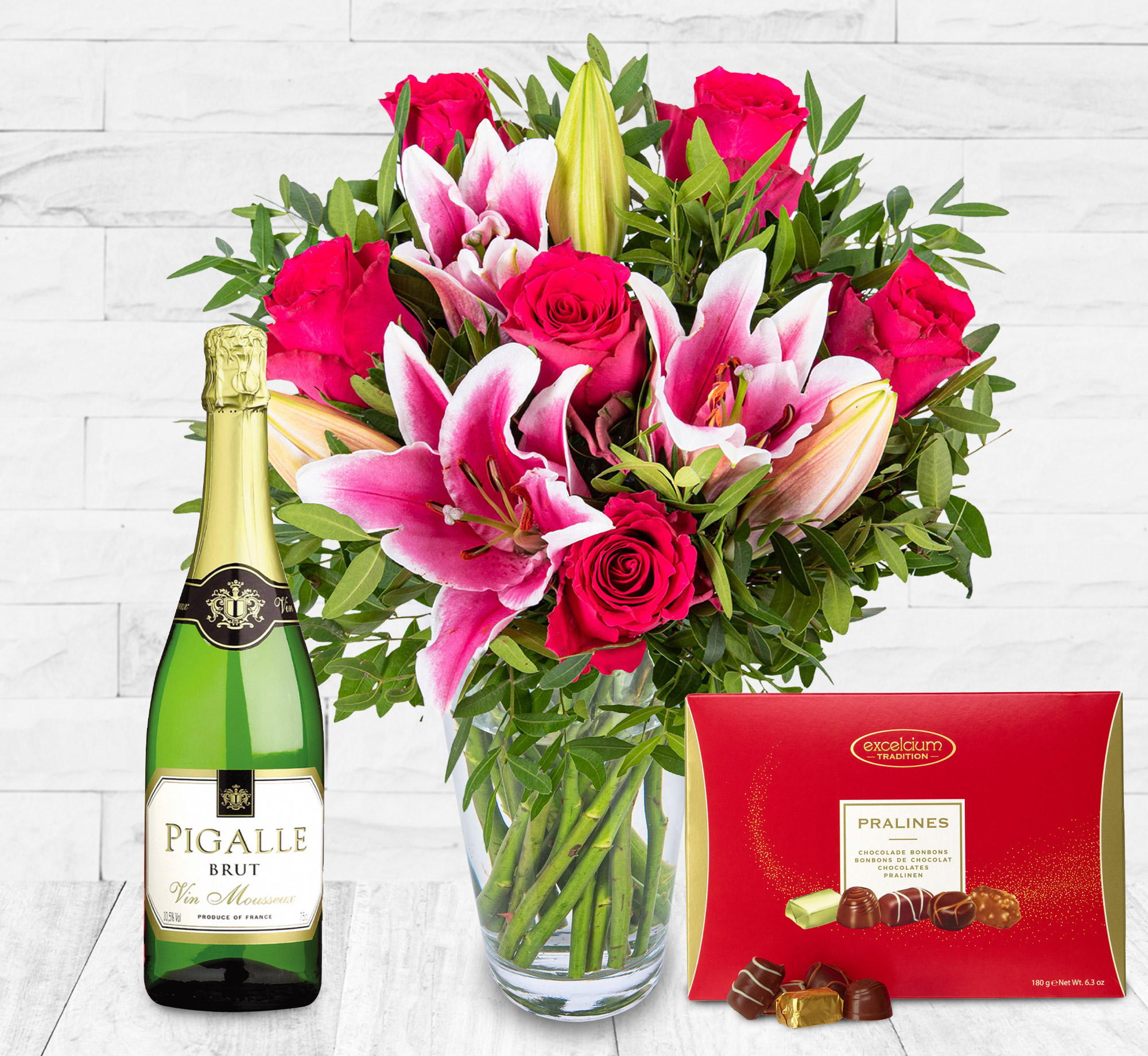 Roses and Lilies Deluxe Gift